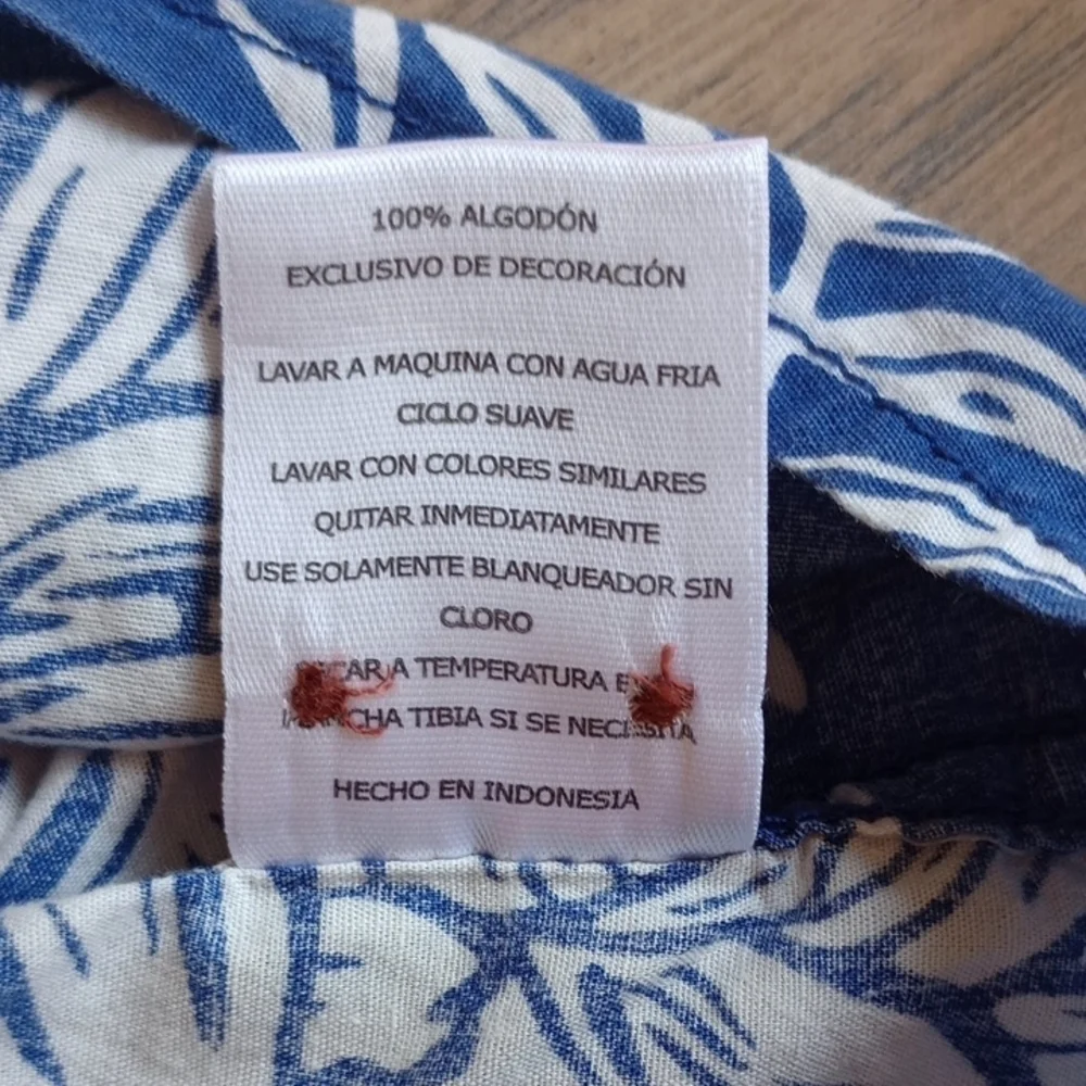 Levi's Blue and White Casual Button Down Shirt with‎ Tropical Print